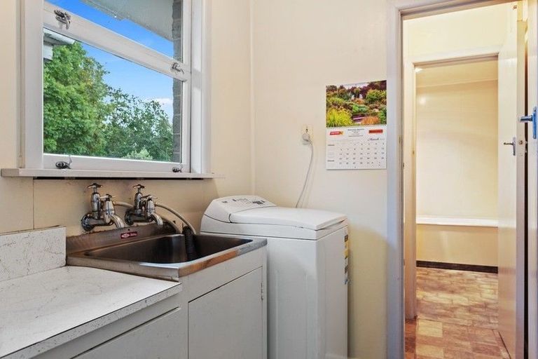 Photo of property in 138 High Street, Oxford, 7430