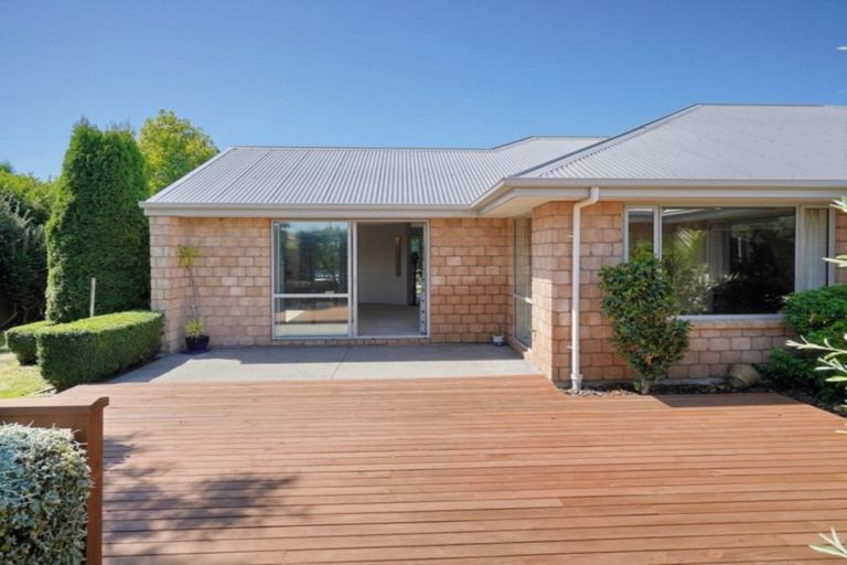 Photo of property in 7 Applefield Court, Northwood, Christchurch, 8051