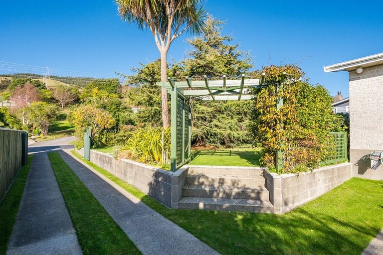 Photo of property in 106 Ruapehu Street, Paraparaumu, 5032