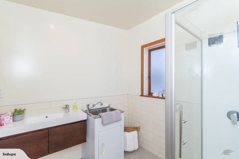 Photo of property in 15 Tennyson Street, Petone, Lower Hutt, 5012