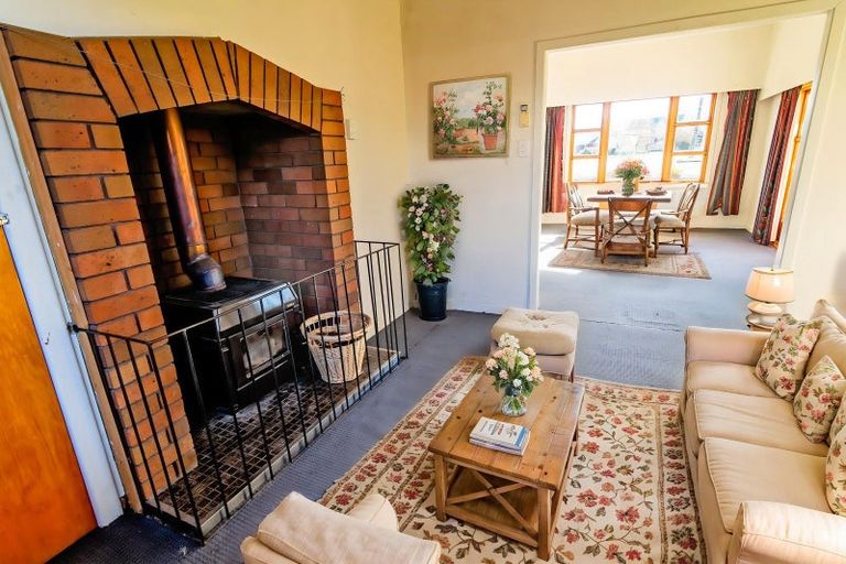 Photo of property in 4 Laura Street, Lumsden, 9730