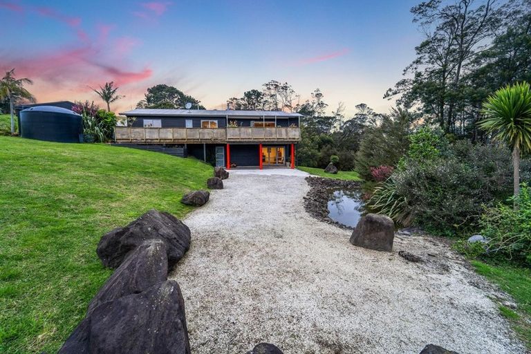 Photo of property in 120 Tiriwa Drive, Massey, Auckland, 0614