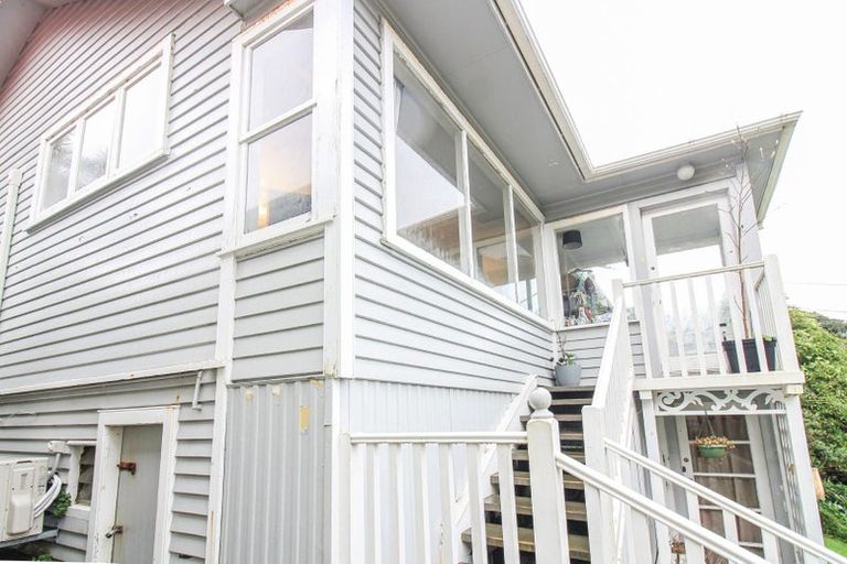 Photo of property in 36 Tavistock Road, Melrose, Wellington, 6023