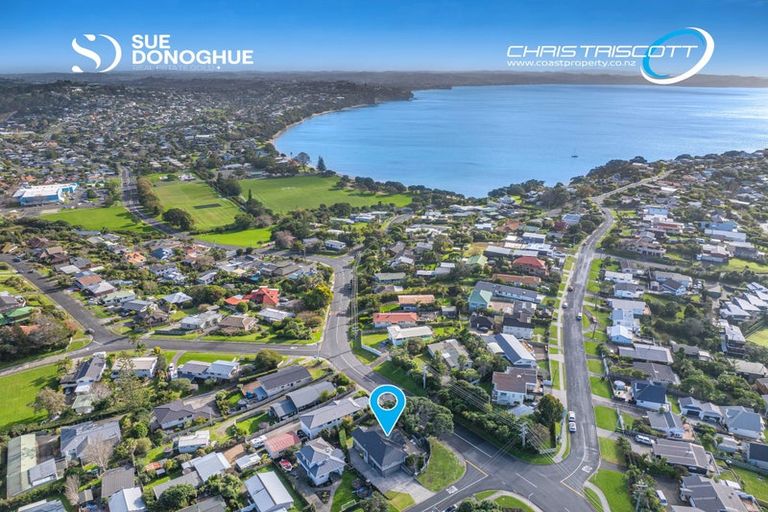 Photo of property in 108 Stanmore Bay Road, Stanmore Bay, Whangaparaoa, 0932