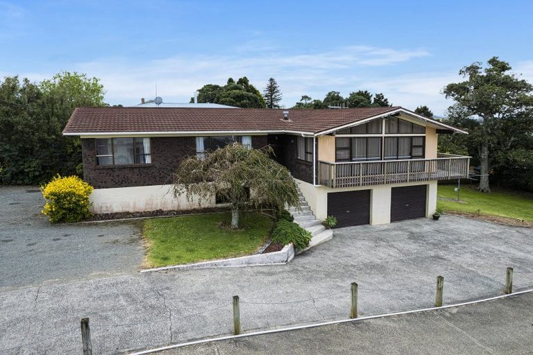 Photo of property in 9 Tauraroa Road, Maungakaramea, Whangarei, 0178
