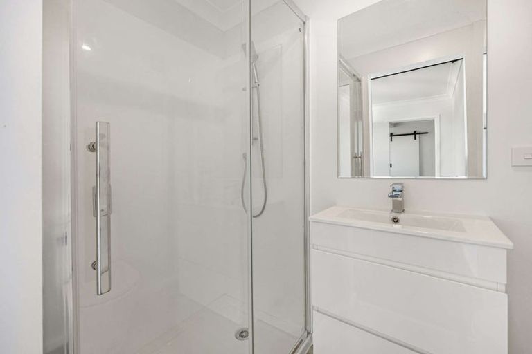 Photo of property in 109 Black Rock Road, Newlands, Wellington, 6037