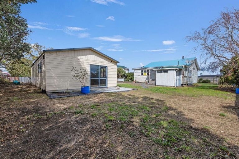 Photo of property in 33 Ngatai Street, Manaia, 4612