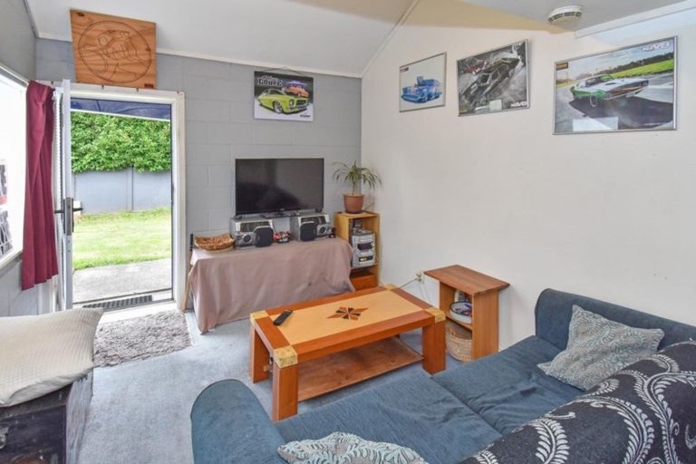 Photo of property in 10 Harford Place, Pakuranga Heights, Auckland, 2010