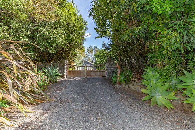 Photo of property in 115 Muhunoa West Road, Ohau, Levin, 5570