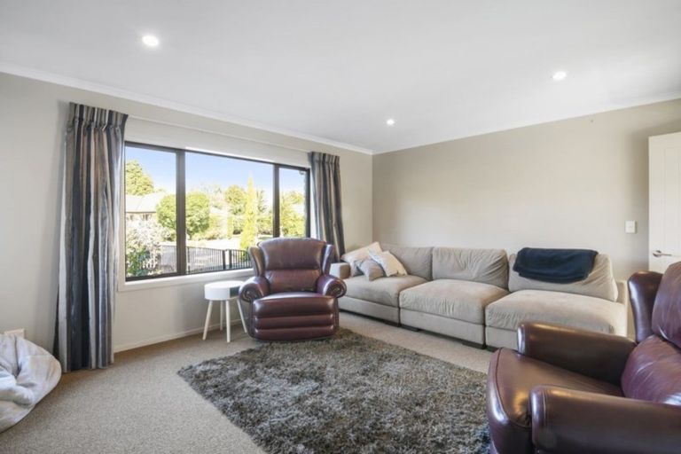 Photo of property in 2 Ernest Place, Brightwater, 7022