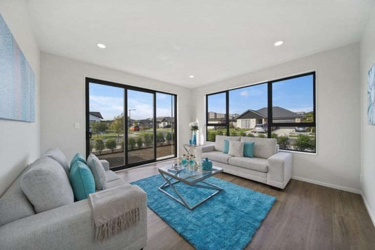 Photo of property in 12 Wellfield Drive, Papakura, 2110