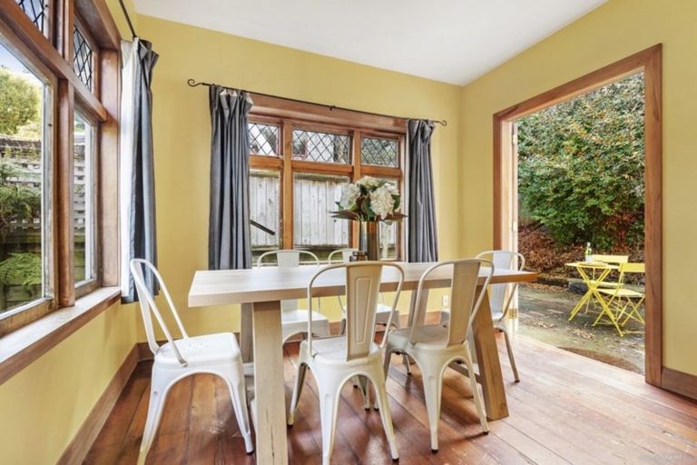 Photo of property in 67 Rakau Road, Hataitai, Wellington, 6021