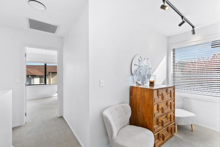 Photo of property in 3 Ocean Breeze Avenue, Hobsonville, Auckland, 0616