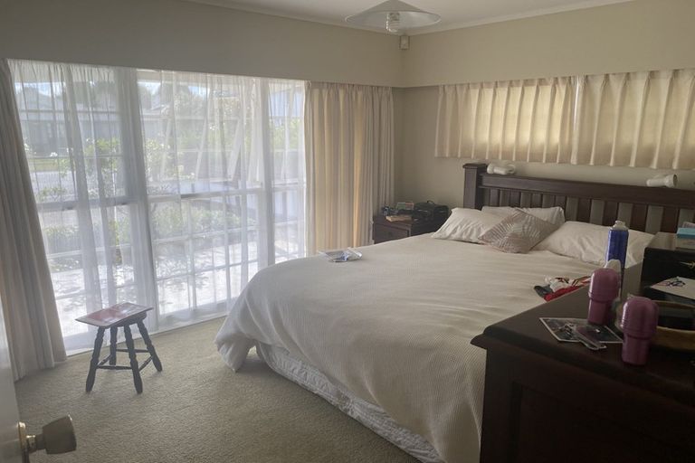 Photo of property in 21 Bernard Street, Chedworth, Hamilton, 3210