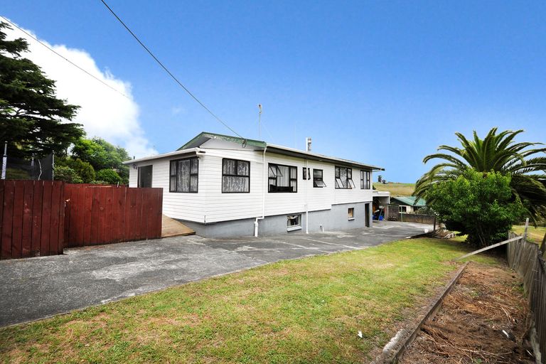 Photo of property in 44 Foster Crescent, Snells Beach, 0920