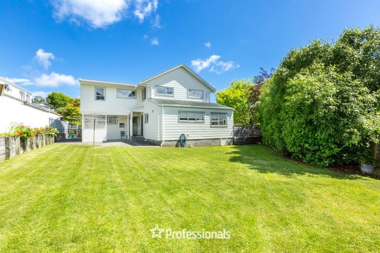 Photo of property in 9 Clinker Grove, Silverstream, Upper Hutt, 5019