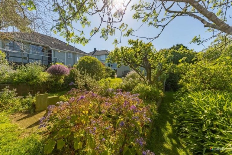 Photo of property in 16 Gear Terrace, Ranui, Porirua, 5024