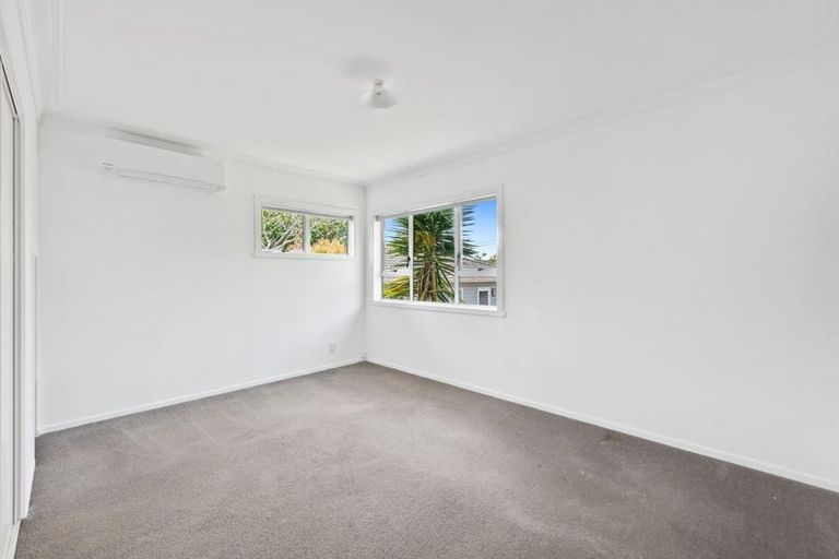 Photo of property in 21 Patons Road, Howick, Auckland, 2014