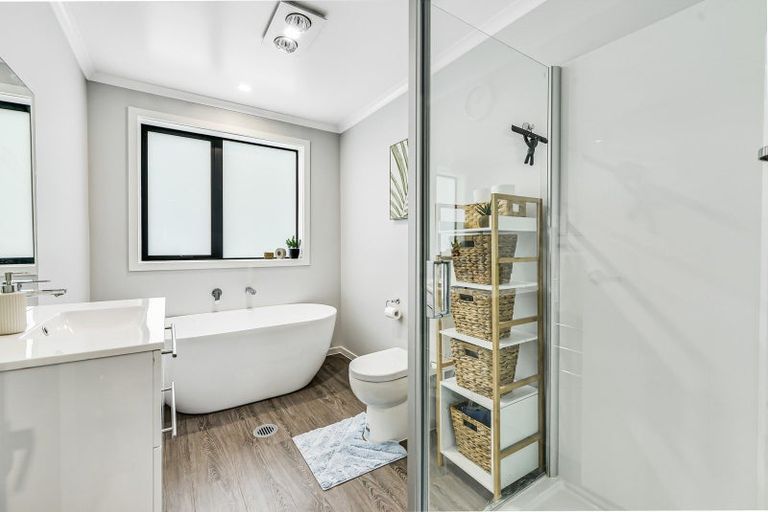 Photo of property in 2/64 Cabourne Drive, Glenview, Hamilton, 3206