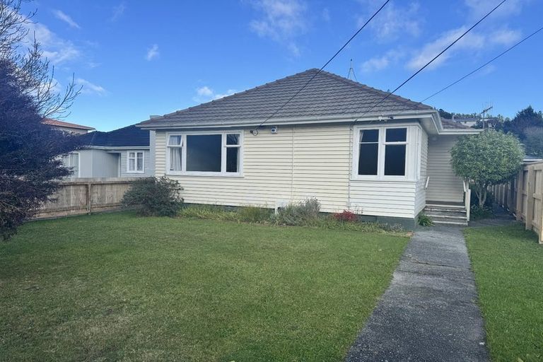 Photo of property in 53 Hyde Street, Wainuiomata, Lower Hutt, 5014