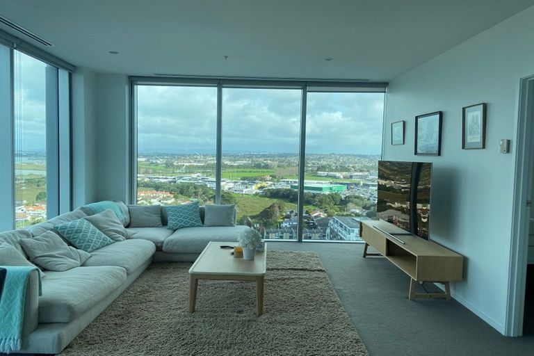 Photo of property in Sentinel Apartments, 1503/3 Northcroft Street, Takapuna, Auckland, 0622