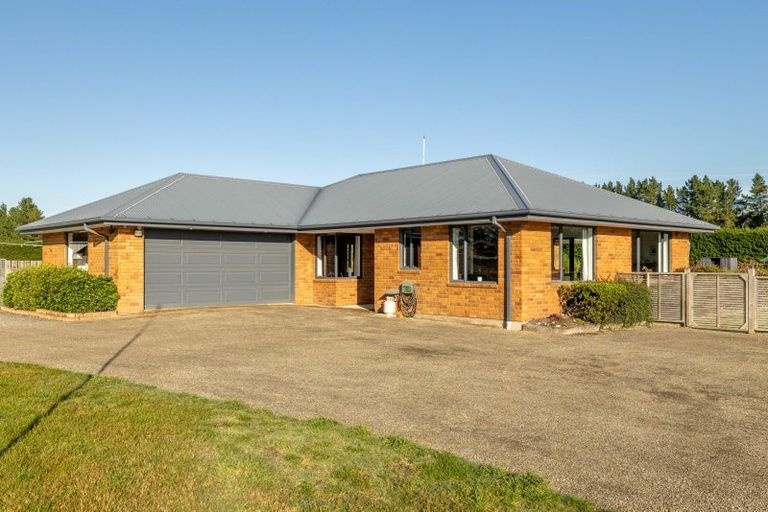 Photo of property in 2233 South Eyre Road, Eyrewell, Rangiora, 7476