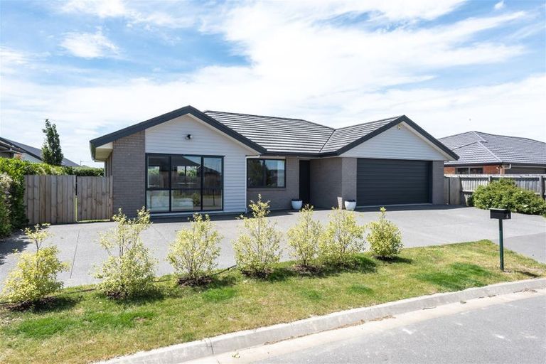 Photo of property in 6 Hosta Lane, Wigram, Christchurch, 8025