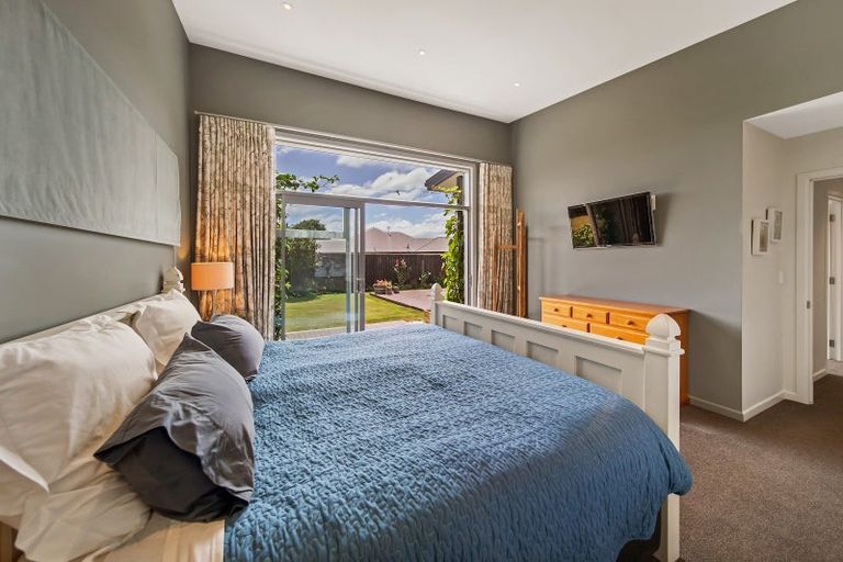 Photo of property in 9 Crown Close, Prebbleton, 7604