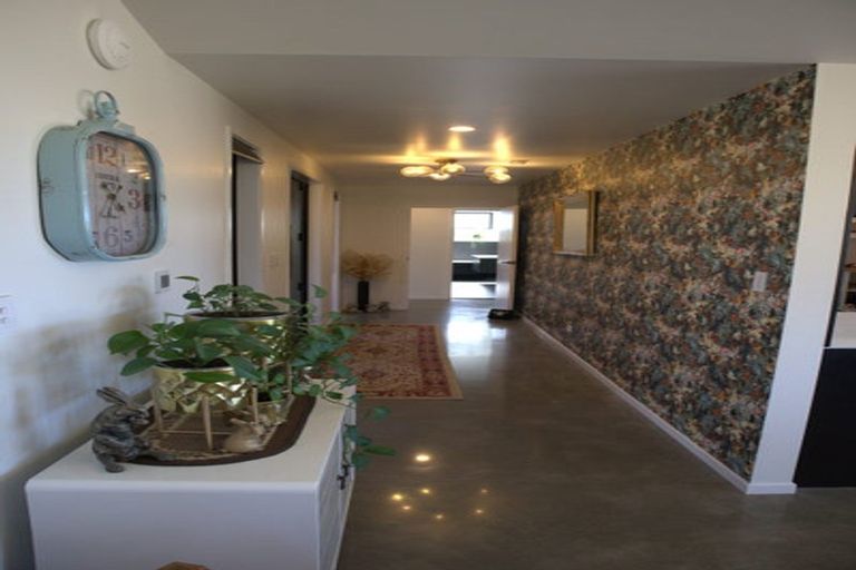 Photo of property in 1640 Mangorei Road, Mangorei, New Plymouth, 4371