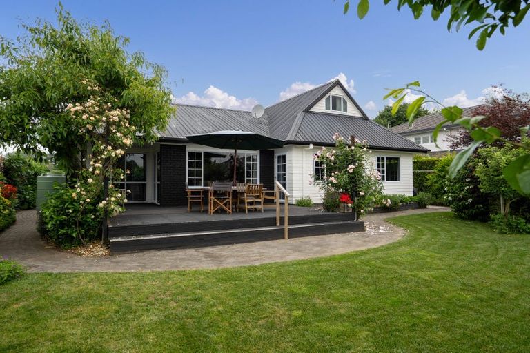 Photo of property in 71 Carlyle Street, Leamington, Cambridge, 3432