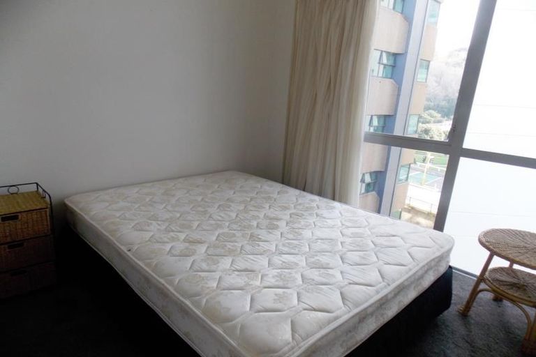 Photo of property in Terrace Heights Apartments, 2/163p The Terrace, Wellington Central, Wellington, 6011