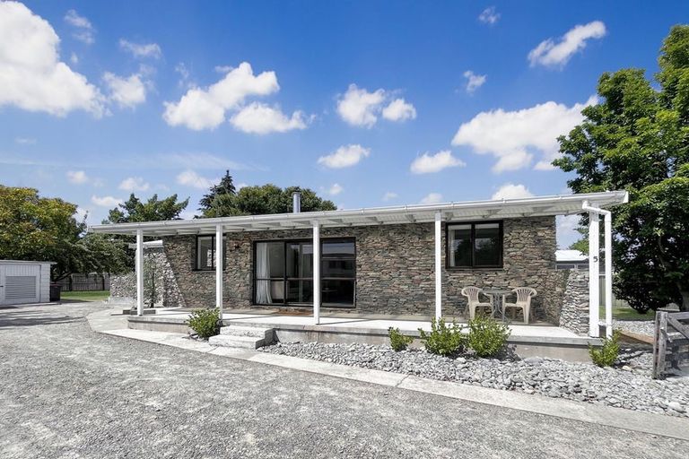 Photo of property in 5 Hallewell Road, Twizel, 7901