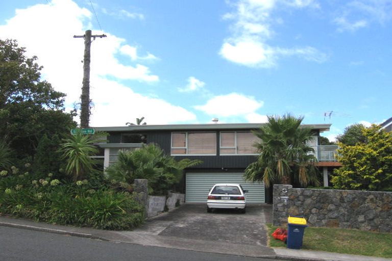 Photo of property in 63 Seaview Road, Castor Bay, Auckland, 0620