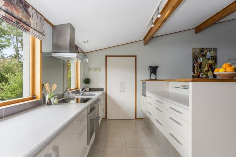 Photo of property in 122 Kings Avenue, Matua, Tauranga, 3110