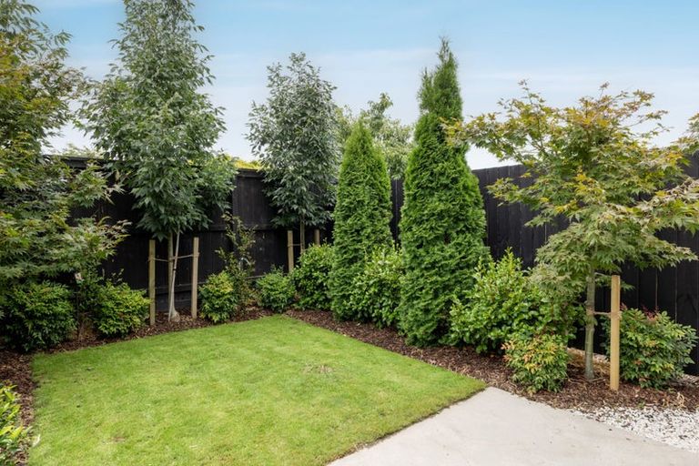 Photo of property in 50 Piripiri Place, Broomfield, Christchurch, 8042