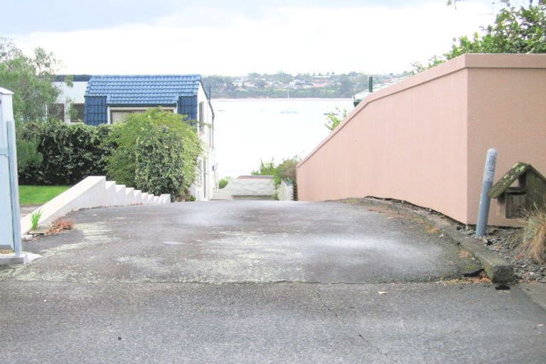 Photo of property in 6 Lilford Place, Half Moon Bay, Auckland, 2012