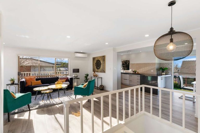 Photo of property in 2/12 Stanley Avenue, Milford, Auckland, 0620