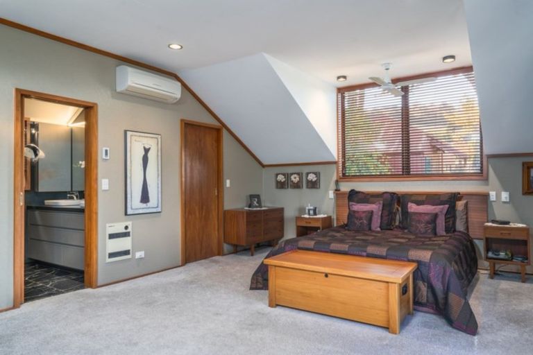 Photo of property in 39 Wakeman Road, Acacia Bay, Taupo, 3330