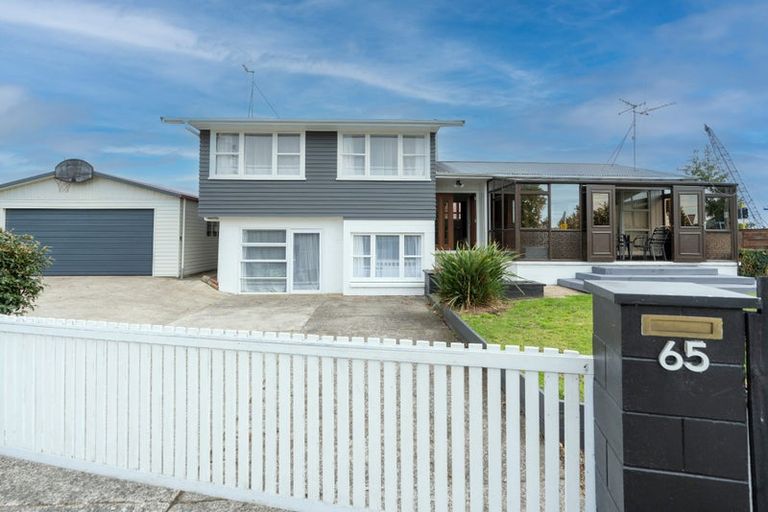 Photo of property in 65 Deanwell Avenue, Melville, Hamilton, 3206