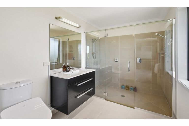 Photo of property in 640 Ponga Road, Opaheke, Papakura, 2584