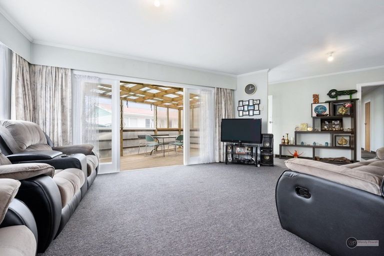 Photo of property in 8 Mimihau Grove, Wainuiomata, Lower Hutt, 5014