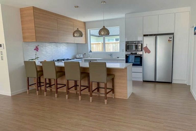 Photo of property in 25 Ahorangi Road, Silverdale, 0932