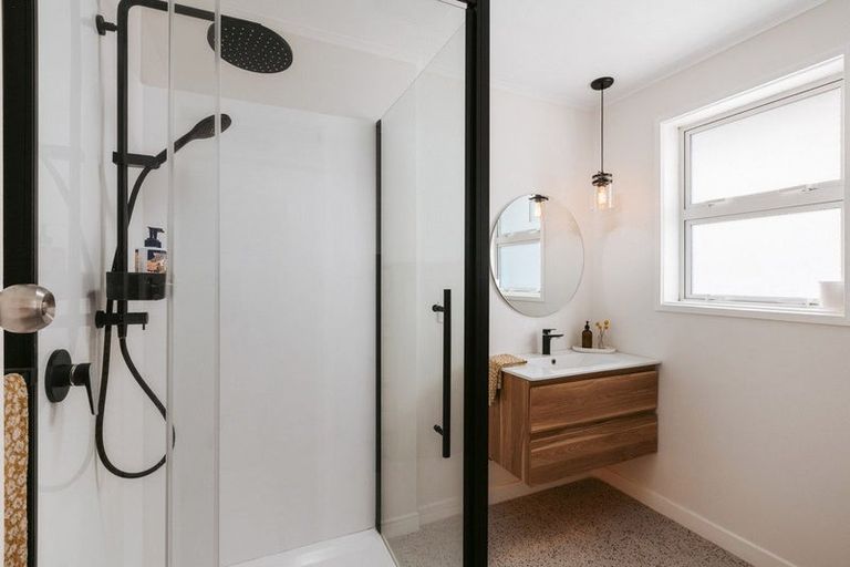 Photo of property in 13 Tupaea Place, Otumoetai, Tauranga, 3110