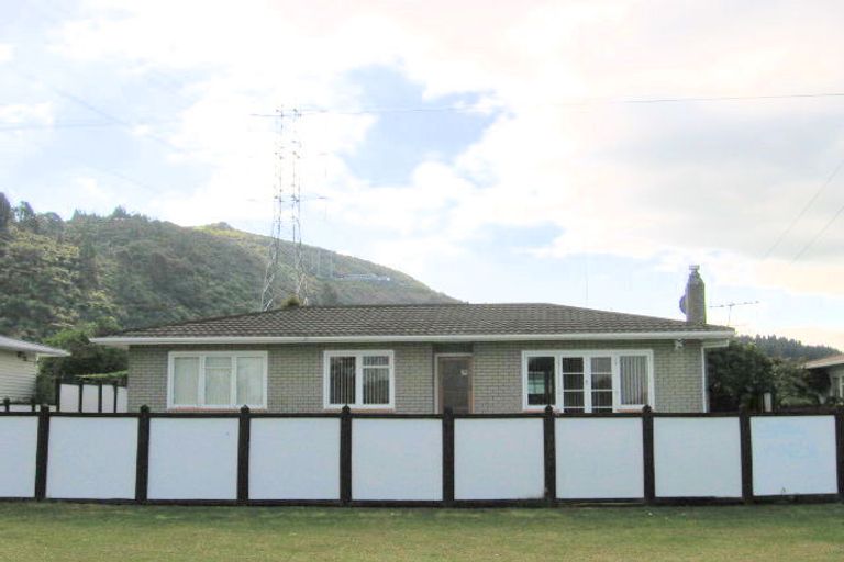Photo of property in 15 Fairview Road, Western Heights, Rotorua, 3015