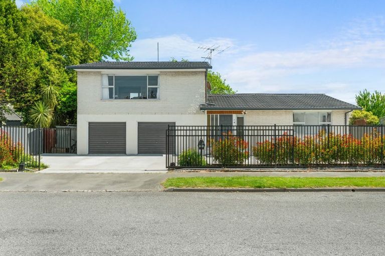 Photo of property in 3 Sarabande Avenue, Redwood, Christchurch, 8051