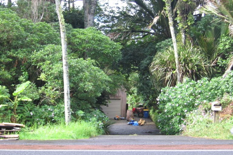 Photo of property in 162 Woodlands Park Road, Titirangi, Auckland, 0604