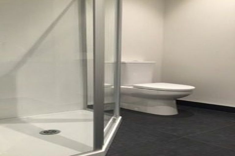 Photo of property in 28 Wautaiti Drive, Riverhead, 0820