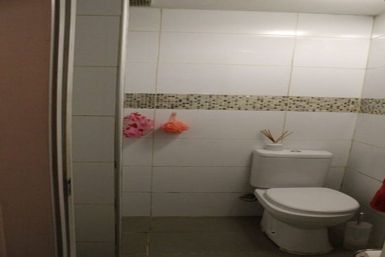 Photo of property in 2/25 Commercial Road, Grey Lynn, Auckland, 1021