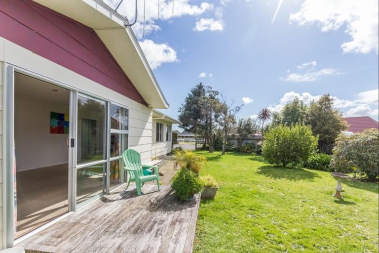 Photo of property in 1 Strathmore Avenue, Levin, 5510