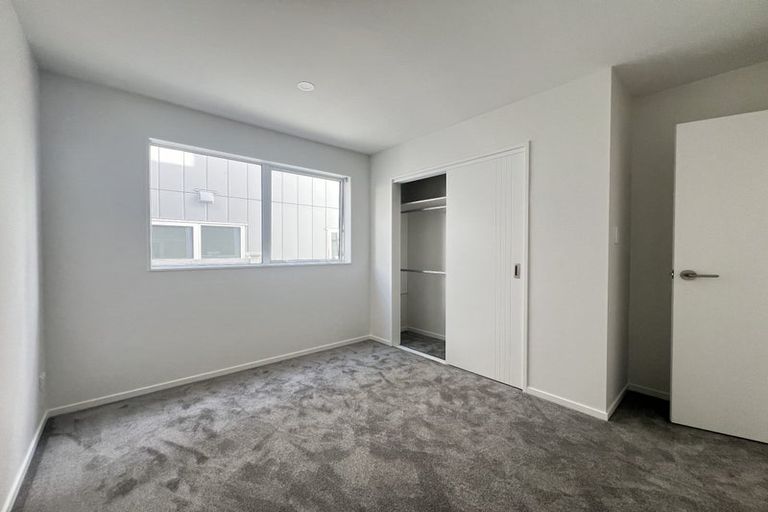 Photo of property in 319d East Coast Road, Mairangi Bay, Auckland, 0630